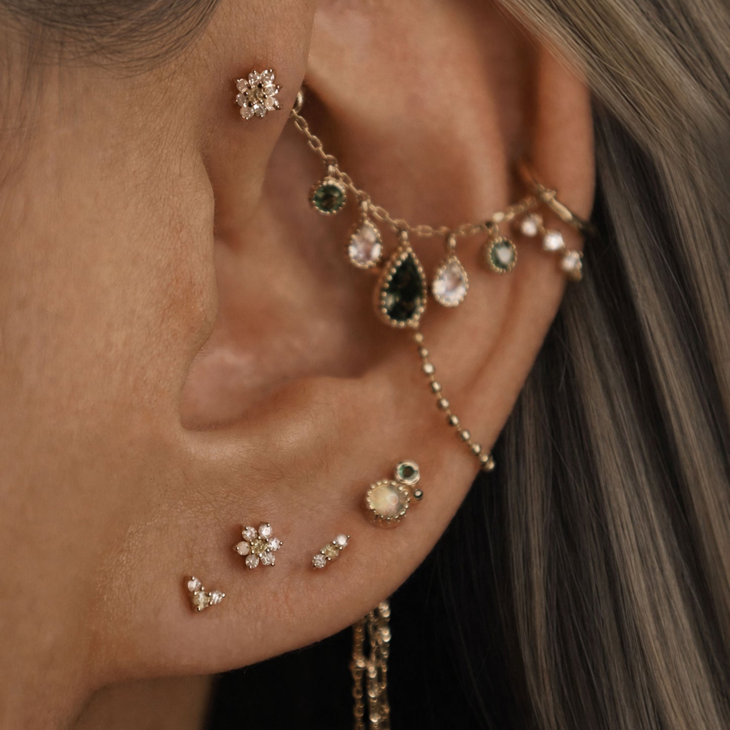 Aster • Tiny Icy Floral Diamond Threadless End