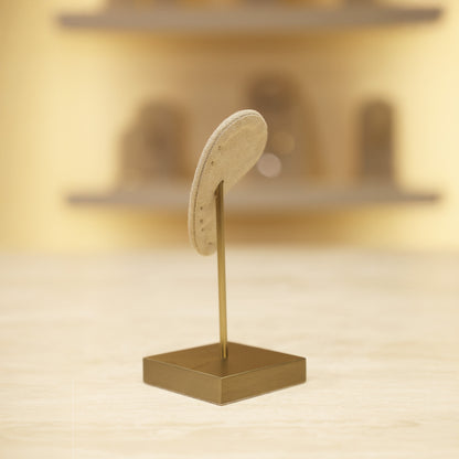 Ear-Silhouette Curation Stand BTD04