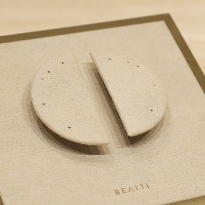 Magnetic Ear-Curve Display BTD05