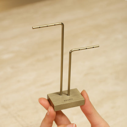 Signature Duo-Post Piercing Stand BTD06