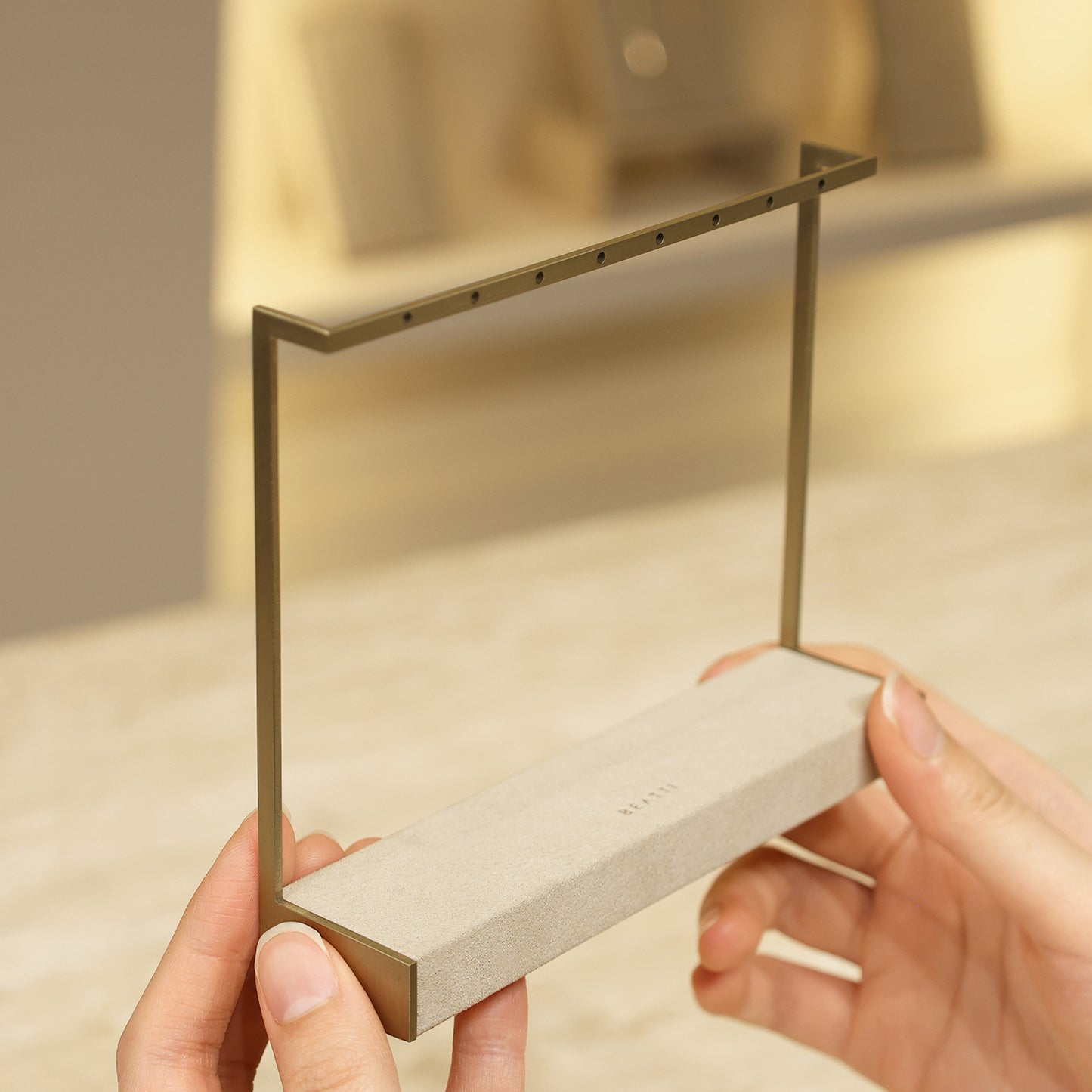 Bar Holder Display BTD13