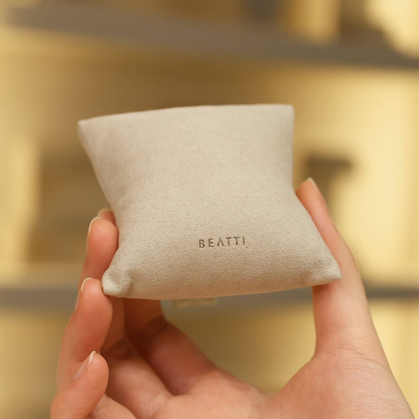 Versatile Pillow Display with Kickstand BTD15