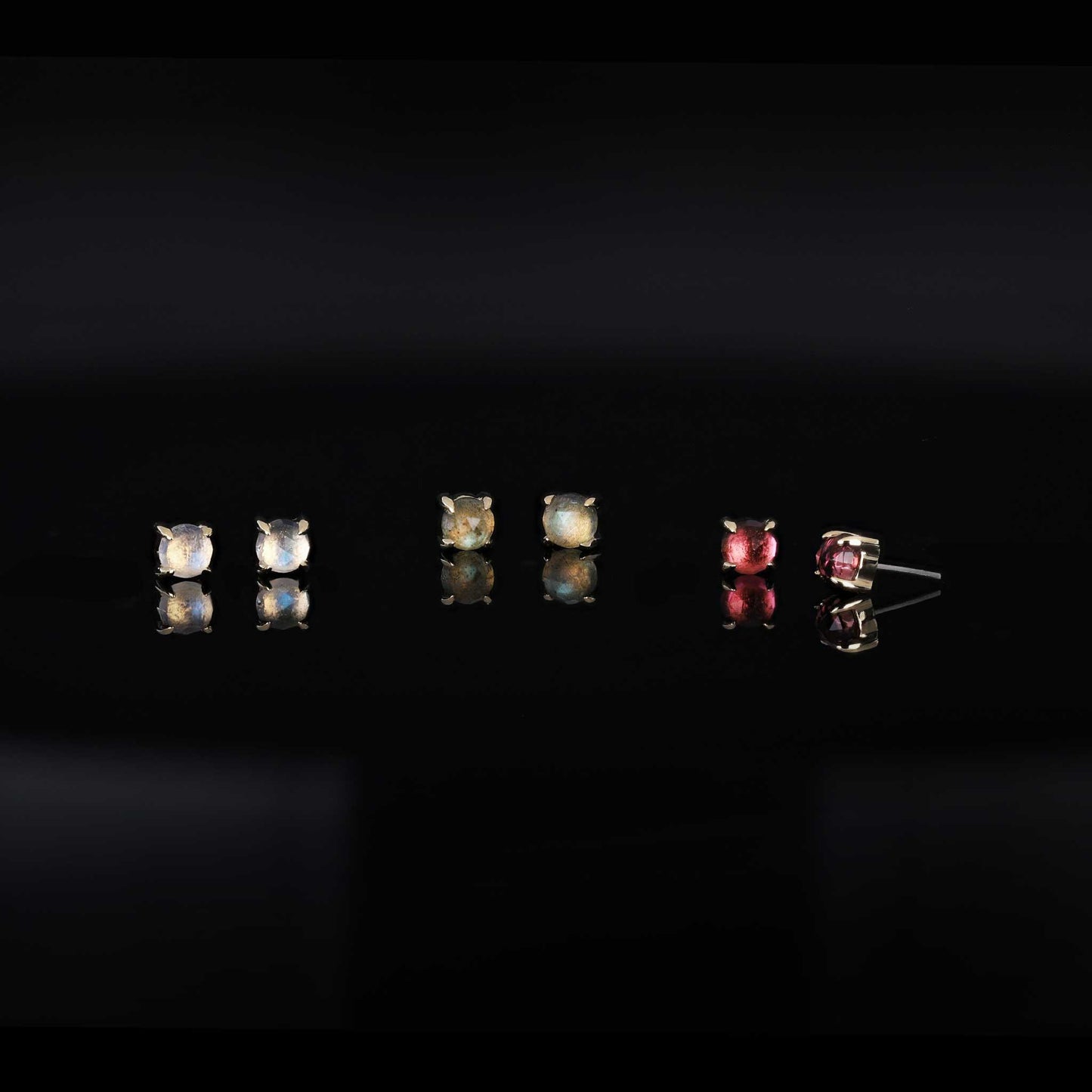 2.5mm Rose Cut Gemstone Threadless End