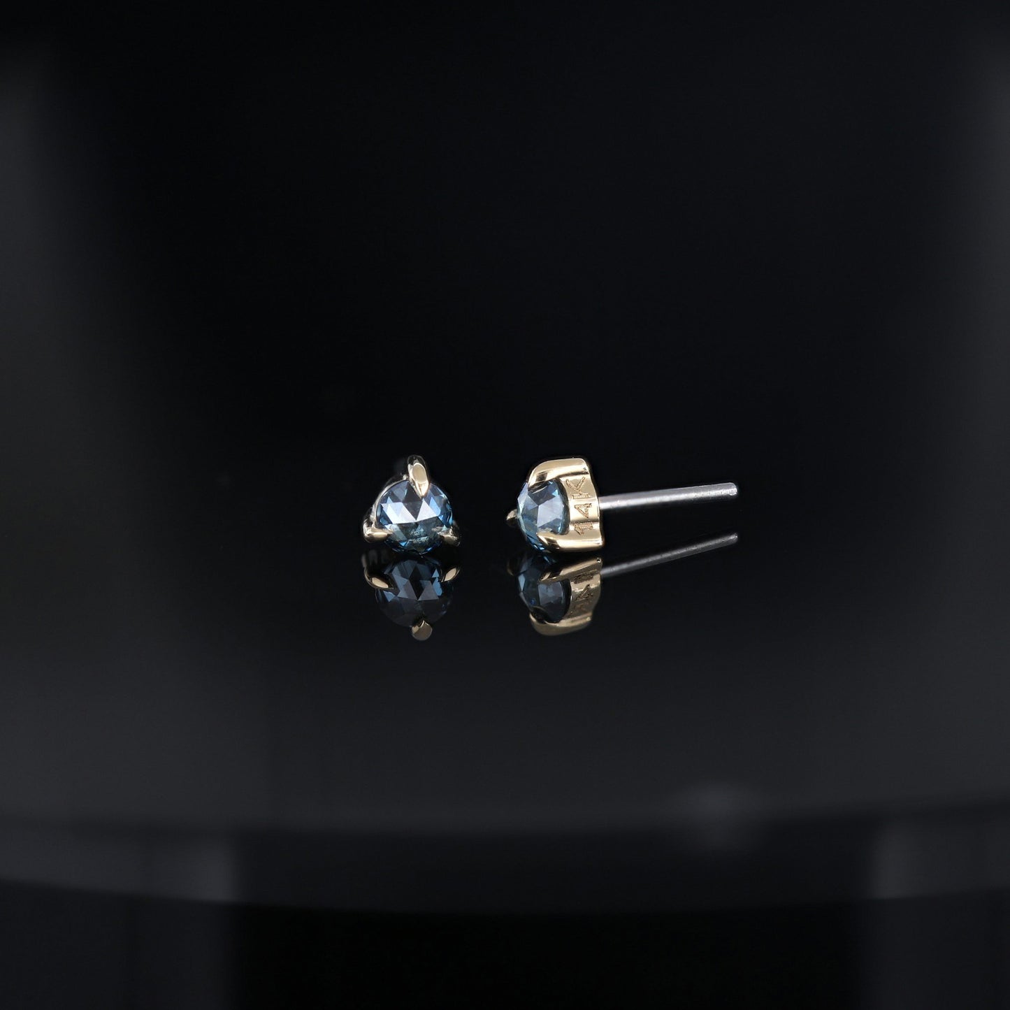 2mm Rose Cut Diamond 3-Prong Threadless End