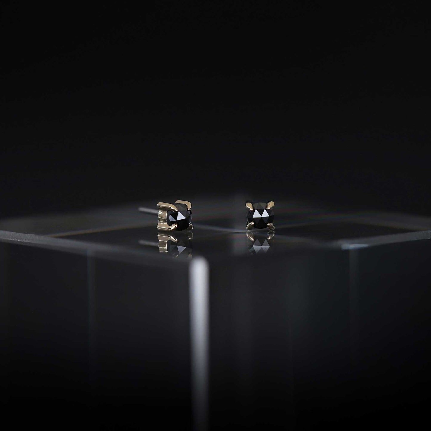 2mm Rose Cut Diamond 4-Prong Threadless End