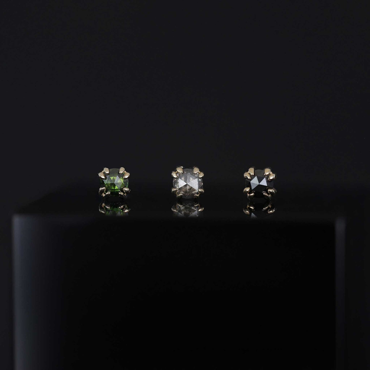 Kai • 2.5mm Rose Cut Diamond Threadless End