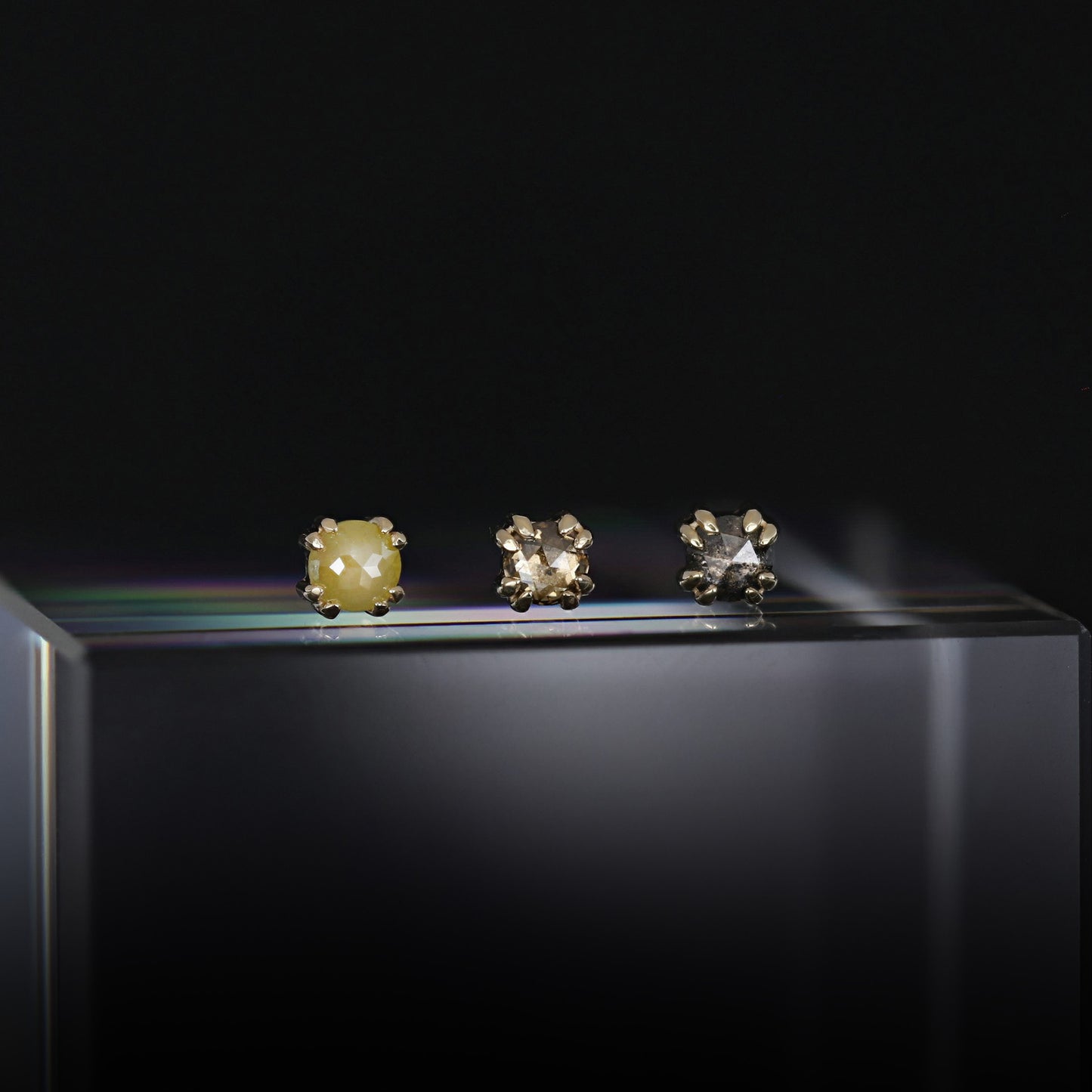 Kai • 2.5mm Rose Cut Diamond Threadless End