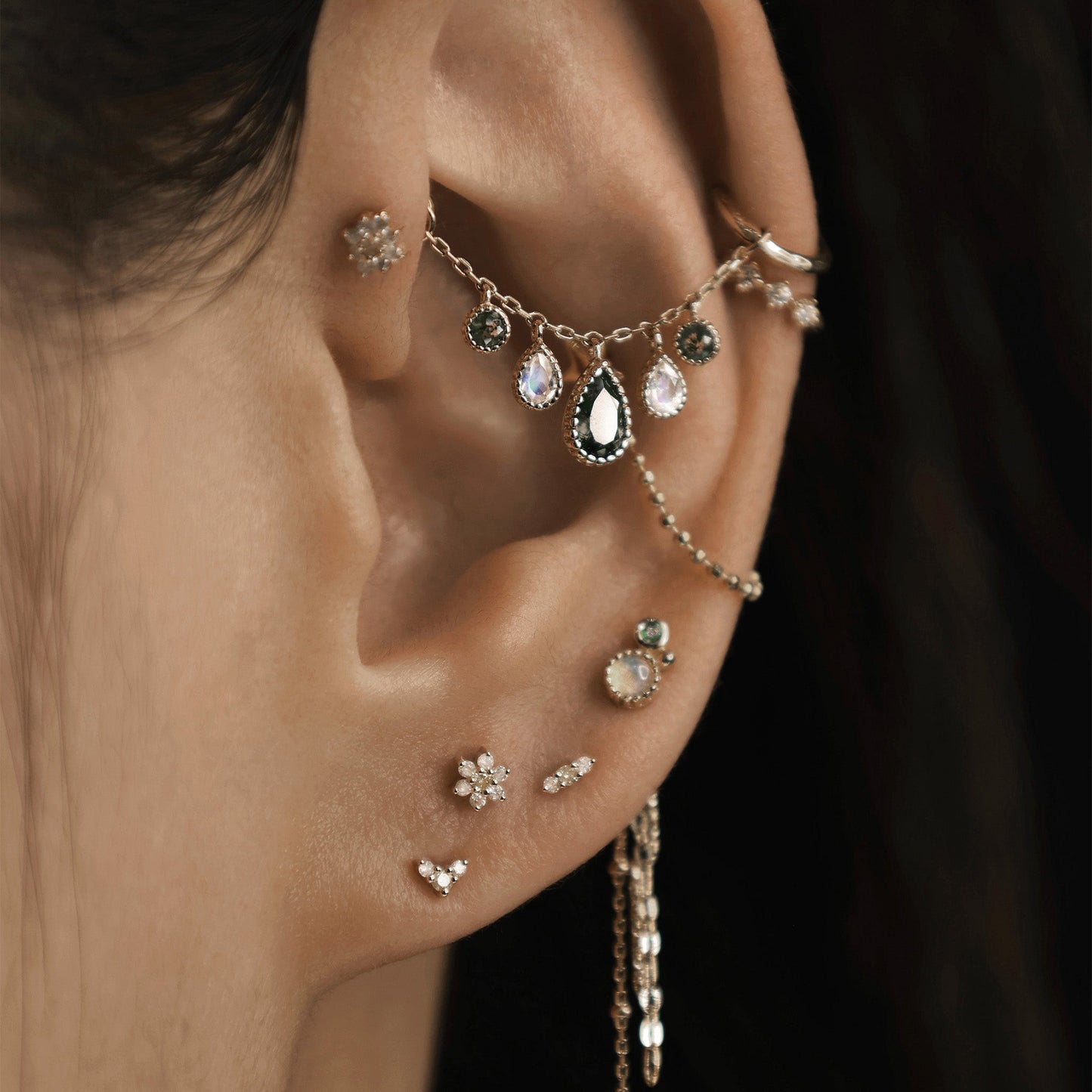 Blossom • Tiny Icy Floral Diamond Threadless End