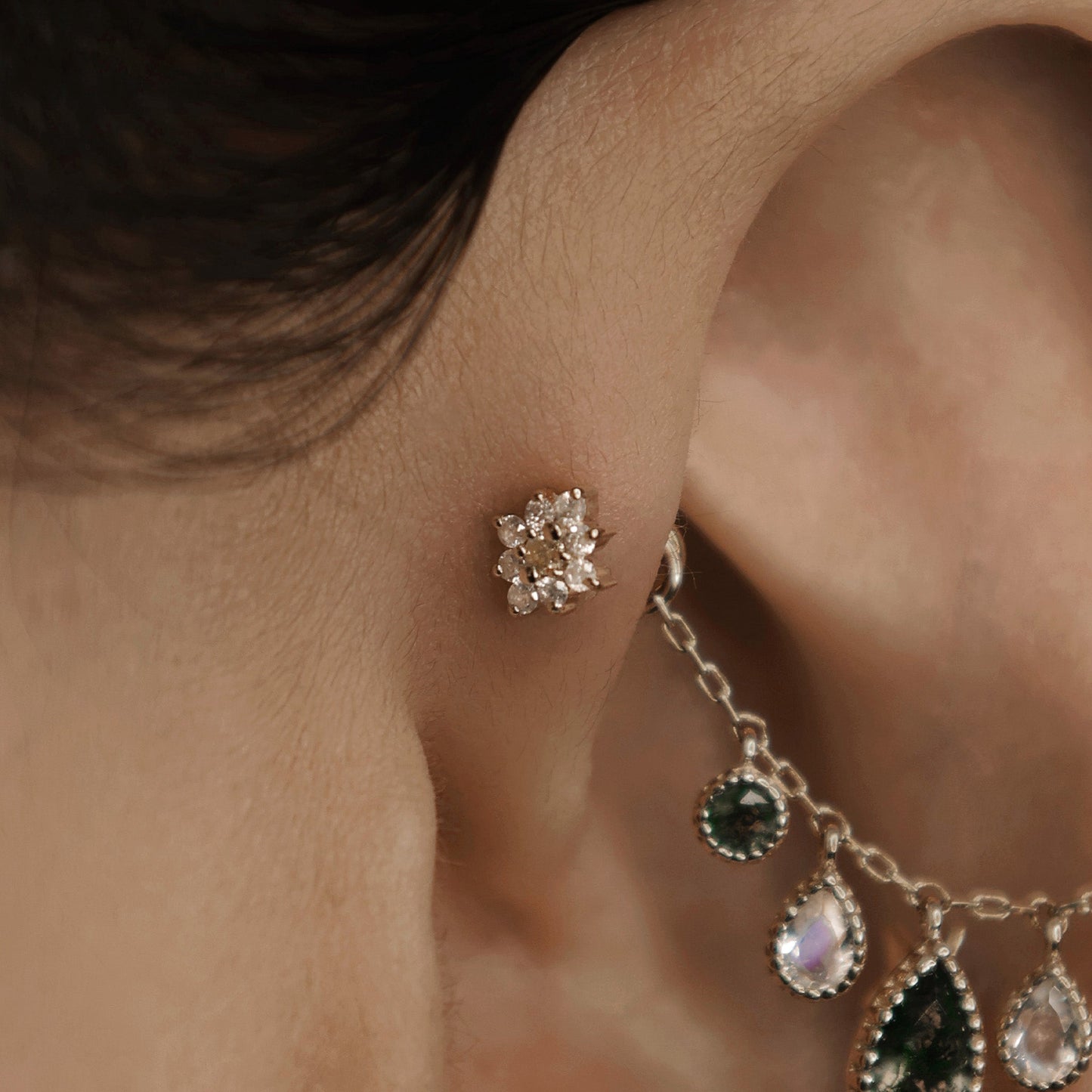 Aster • Tiny Icy Floral Diamond Threadless End