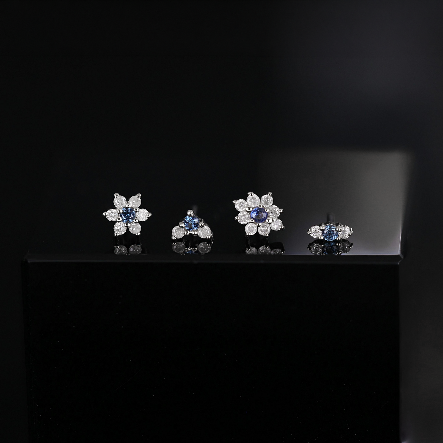 Aster • Tiny Icy Floral Diamond Threadless End